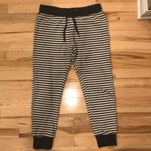 🔥NWOT Striped Comfy Volcom Joggers🔥